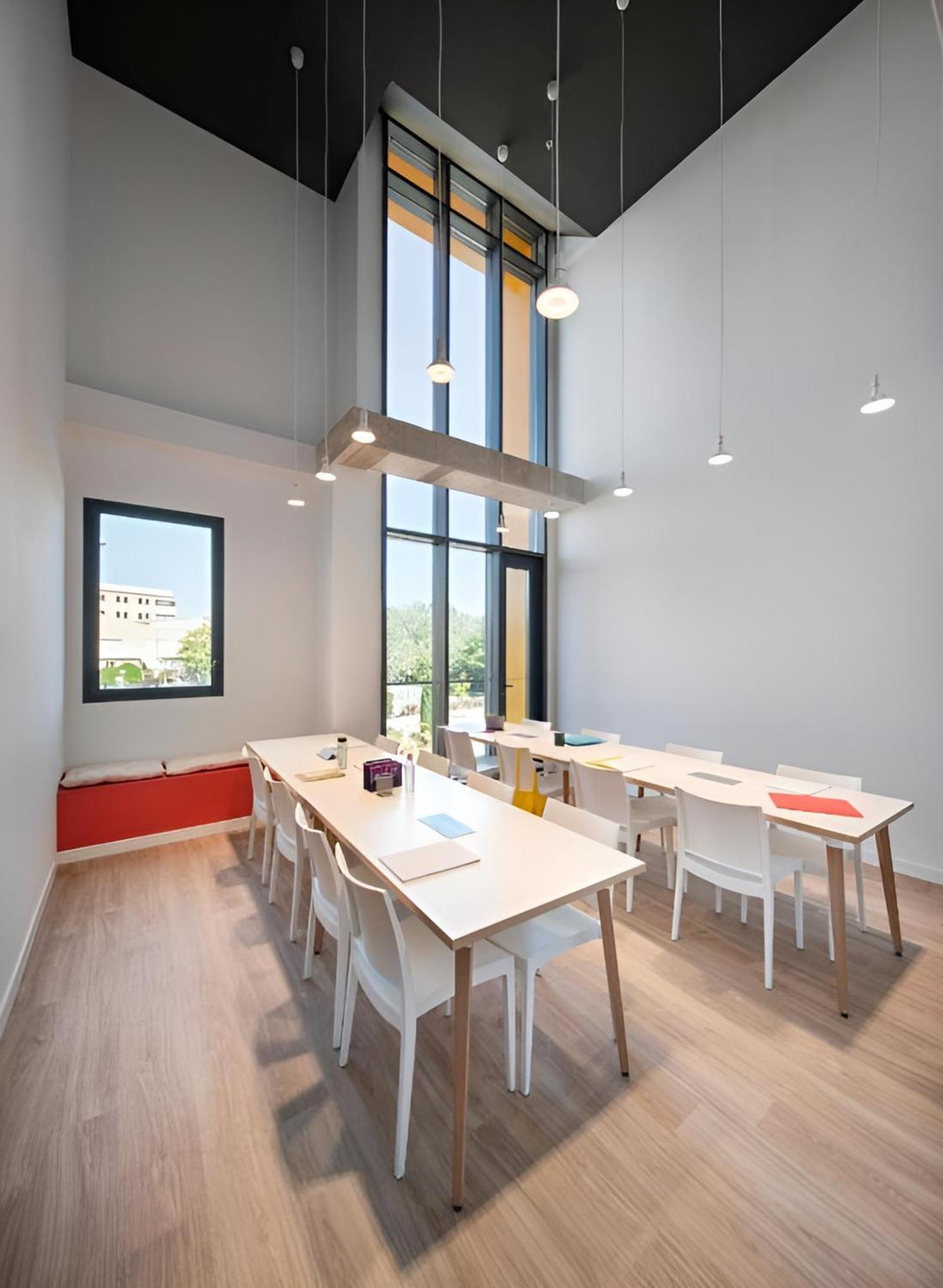 Home And Coliving Pamplona Exterior photo